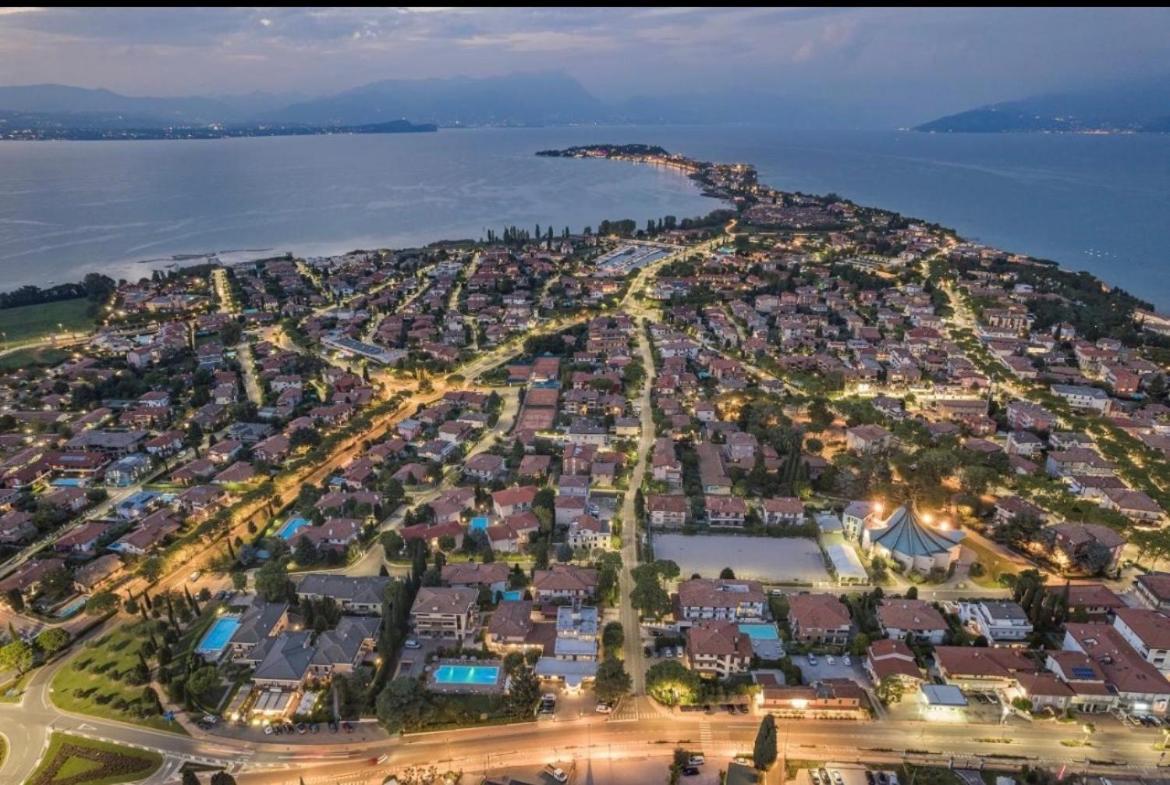 Hotel Vittoria Sirmione Kültér fotó